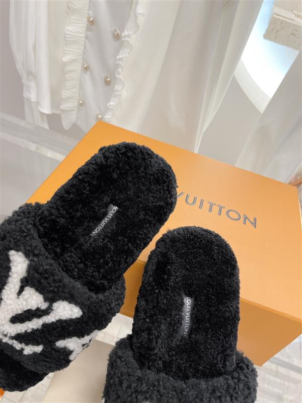 2025126103526354 230